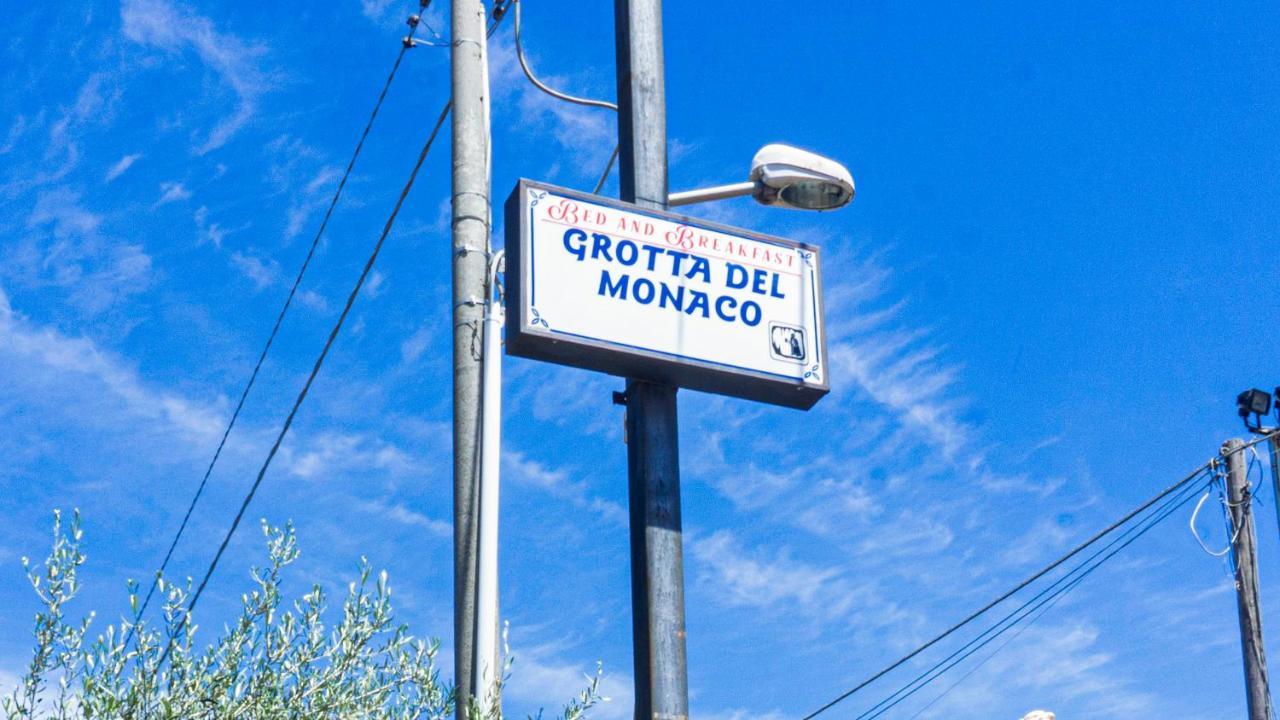 Grotta Del Monaco Bed & Breakfast Pedara Exterior photo