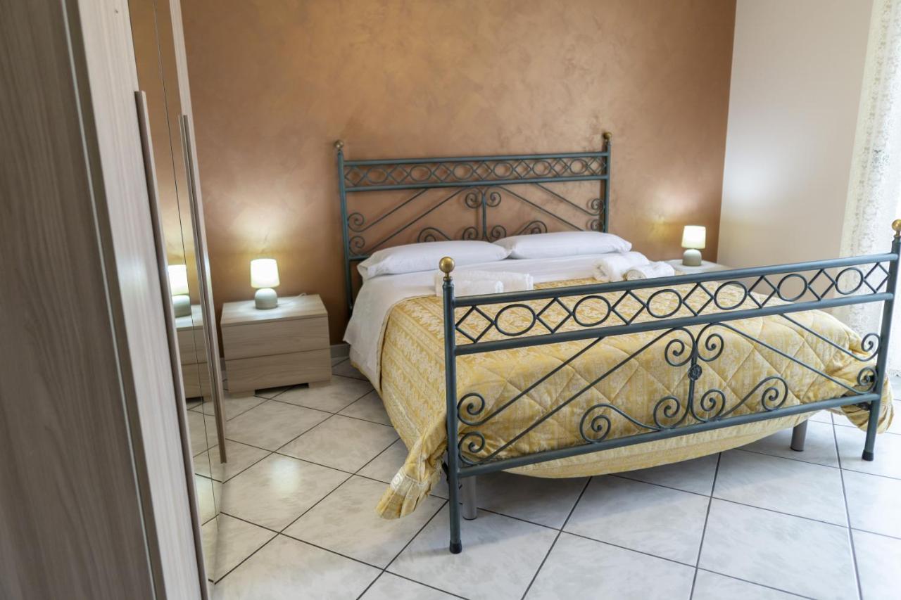 Grotta Del Monaco Bed & Breakfast Pedara Exterior photo