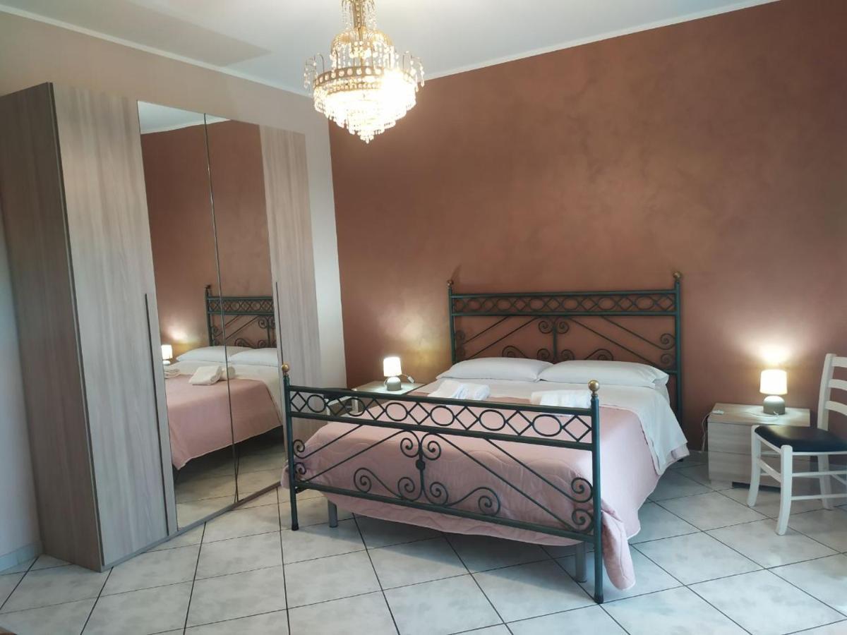 Grotta Del Monaco Bed & Breakfast Pedara Exterior photo